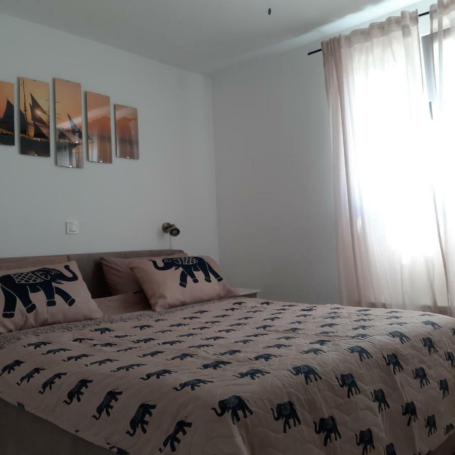 Vitez'S House Novigrad/Knight'S House Novigrad Apartamento Novigrad  Exterior foto